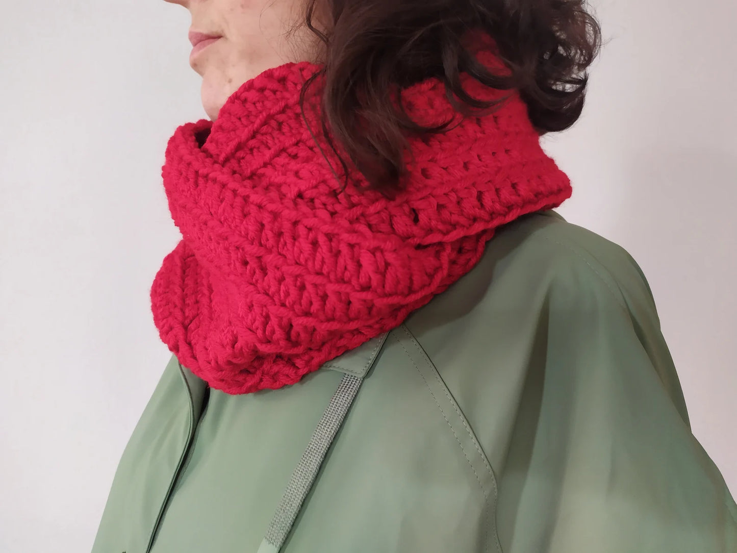 Crochet Scarf, Handmade Snood, Christmas Gift, Warm Winter Crochet Shawl, Unisex Crochet, Handmade Winter Clothing Scarf