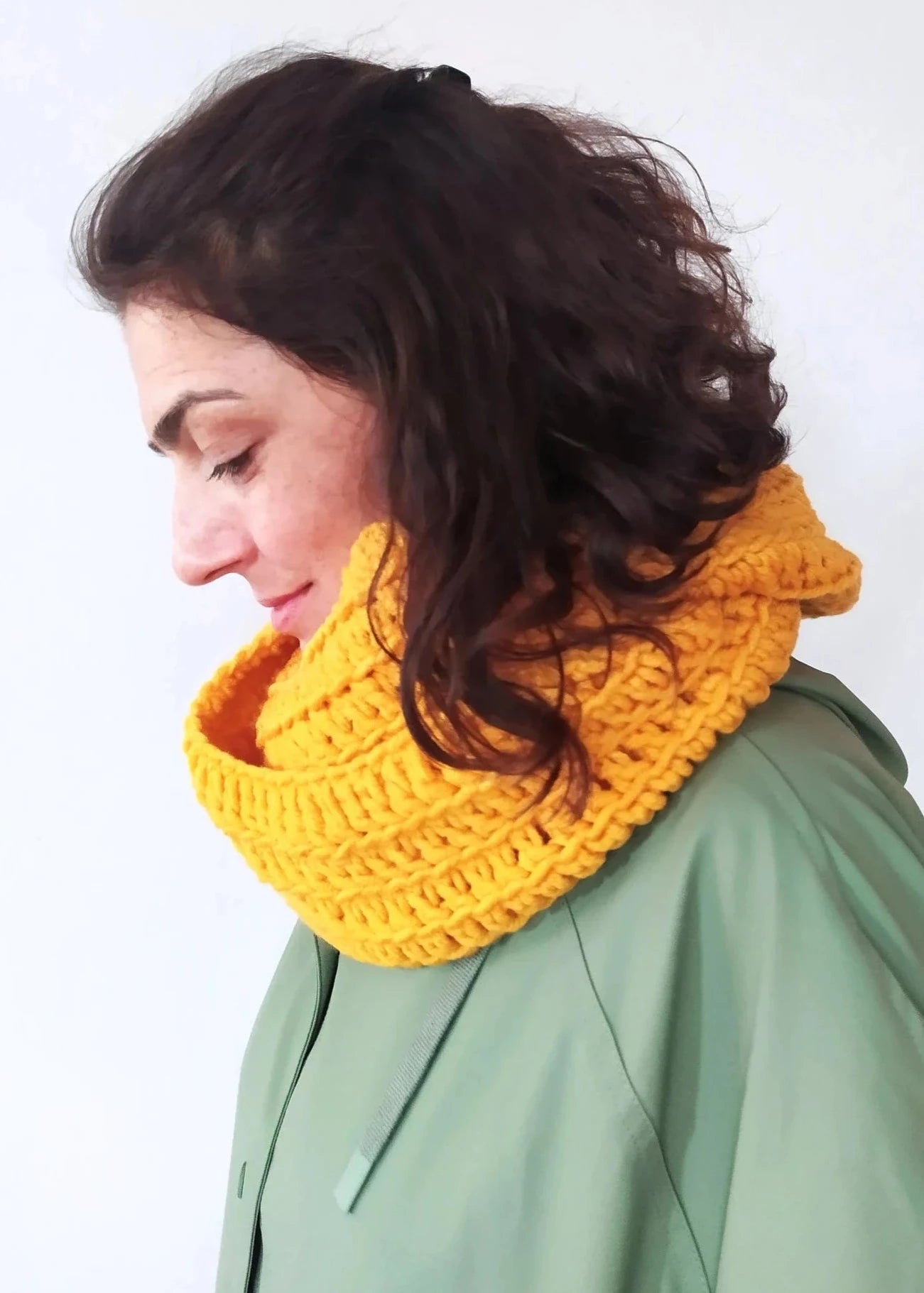 Crochet Scarf, Handmade Snood, Christmas Gift, Warm Winter Crochet Shawl, Unisex Crochet, Handmade Winter Clothing Scarf