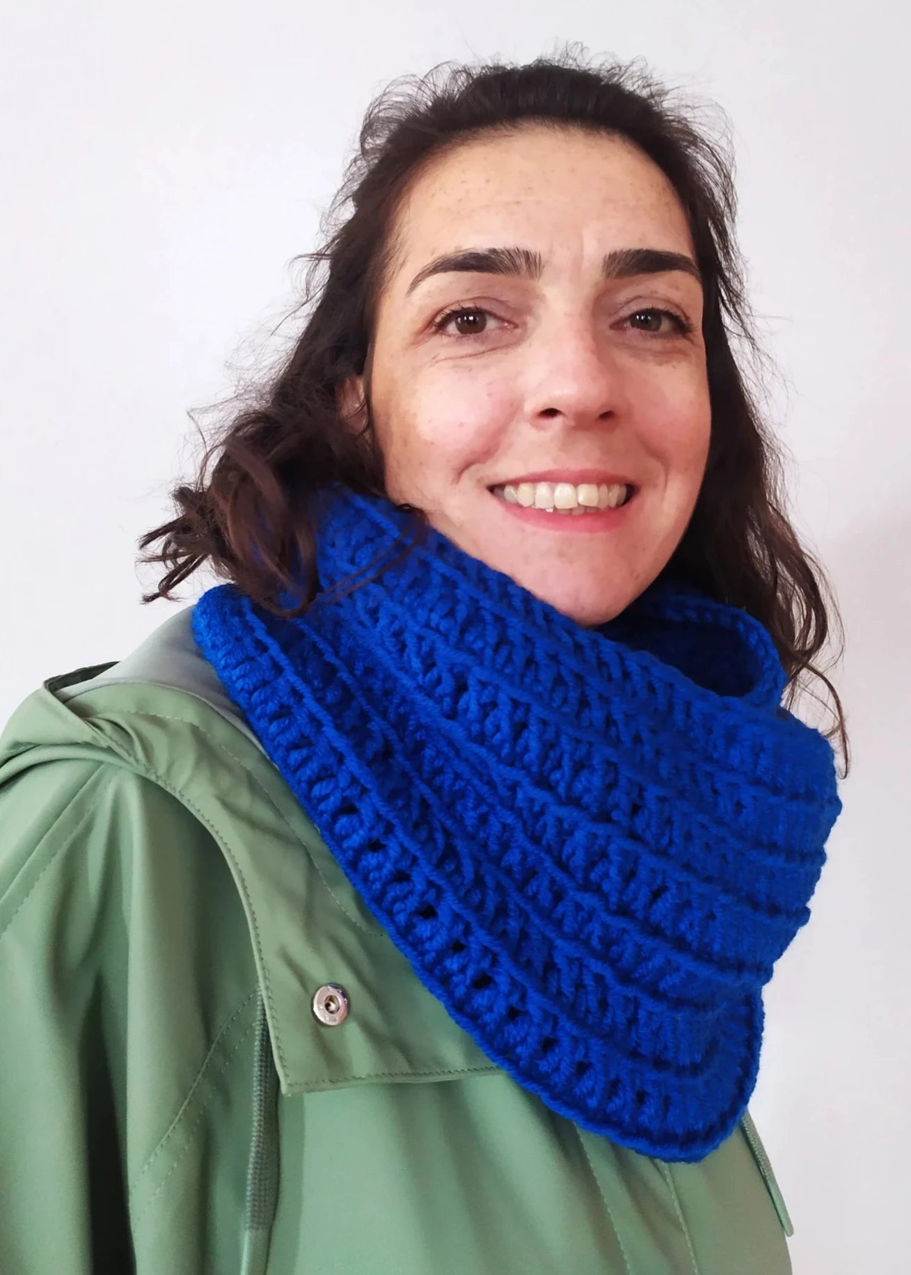 Crochet Scarf, Handmade Snood, Christmas Gift, Warm Winter Crochet Shawl, Unisex Crochet, Handmade Winter Clothing Scarf